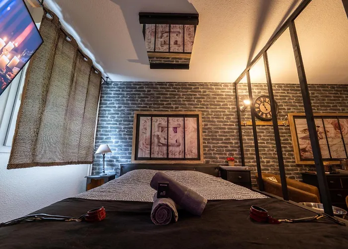 50 Nuances De Bonheur - A דירה *